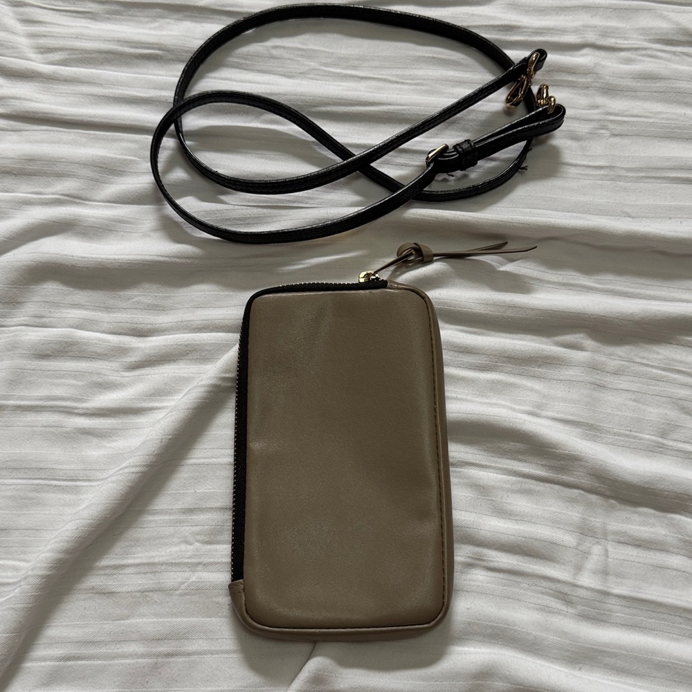 Bandolier Taupe Expanded Zip Cell Pouch - Picture 2 of 16